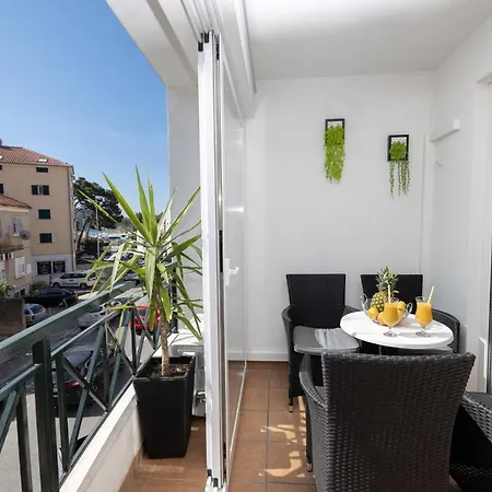 Antunovic Apartment
