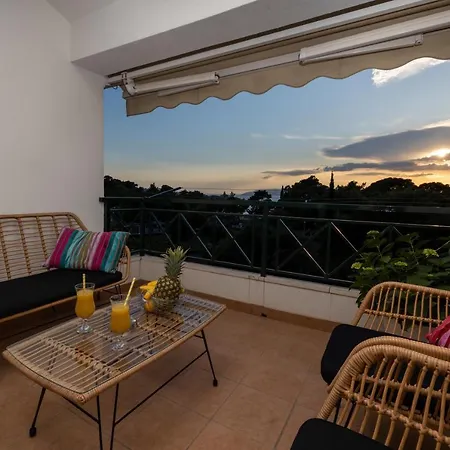 Antunovic * Μακάρσκα