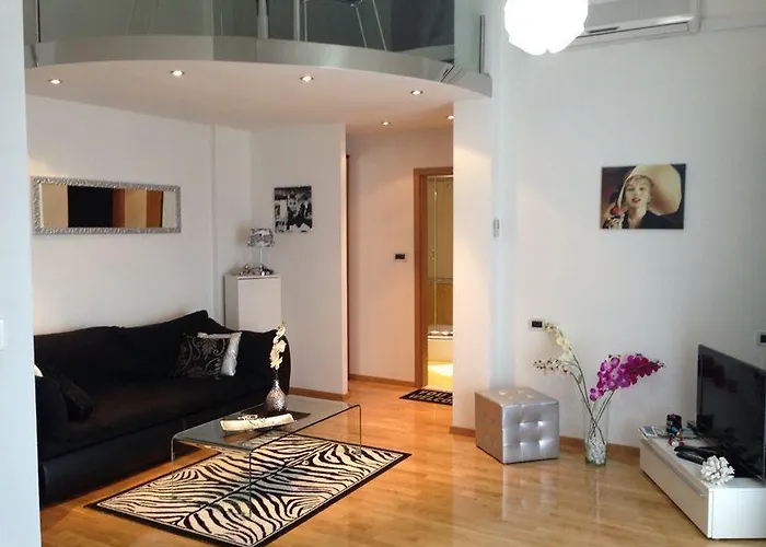 Antunovic Apartamento *